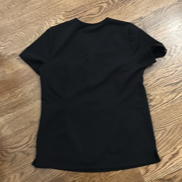 Figs black scrub top small - Picture 4 of 4